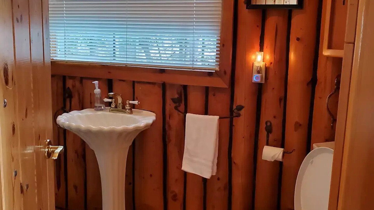 Photo of Bathroom in Batchawana Bay