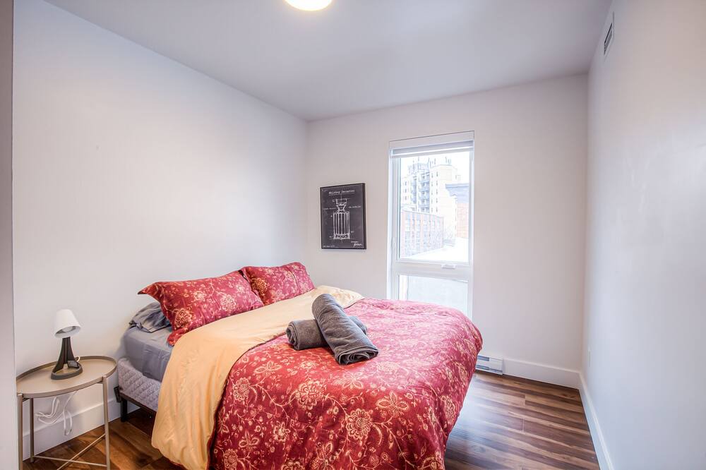 Photo of Bedroom in Pointe-Saint-Charles