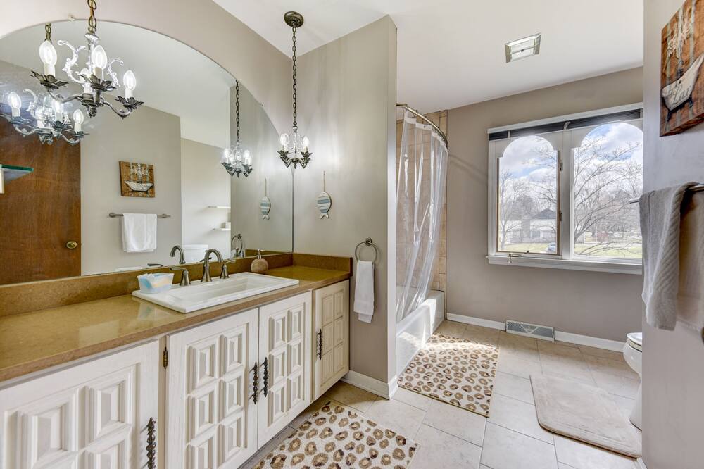Photo of Bathroom in Williamsville