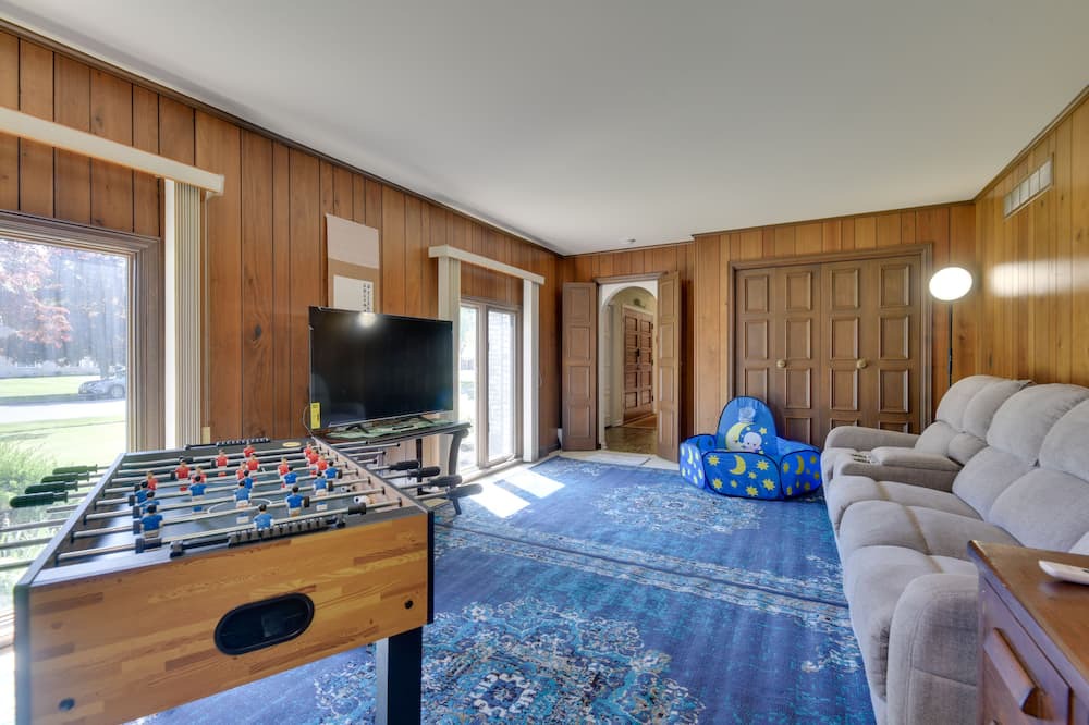 Photo of Bedroom in Williamsville