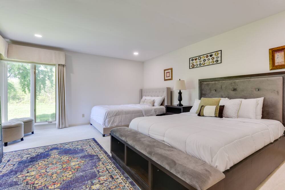 Photo of Others in Williamsville