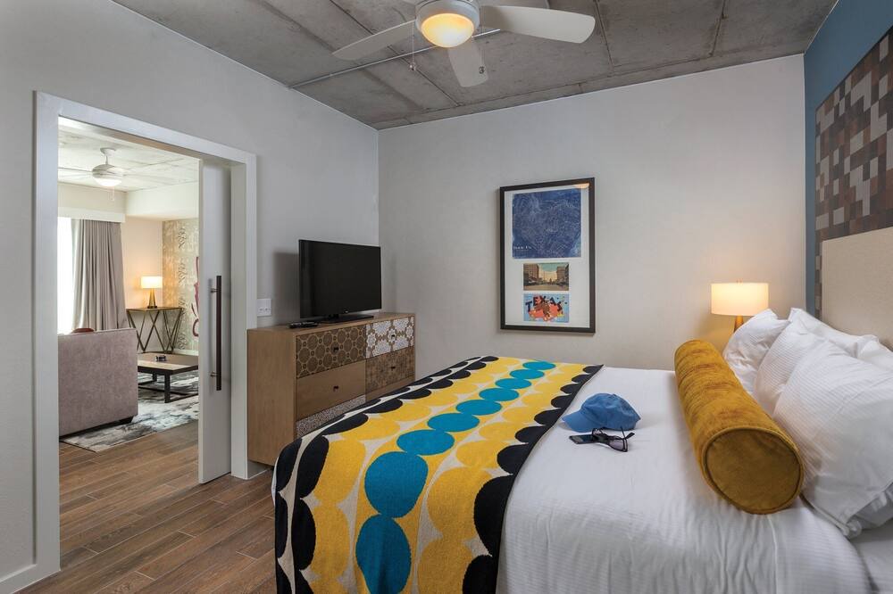 Photo of Bedroom in Civic District