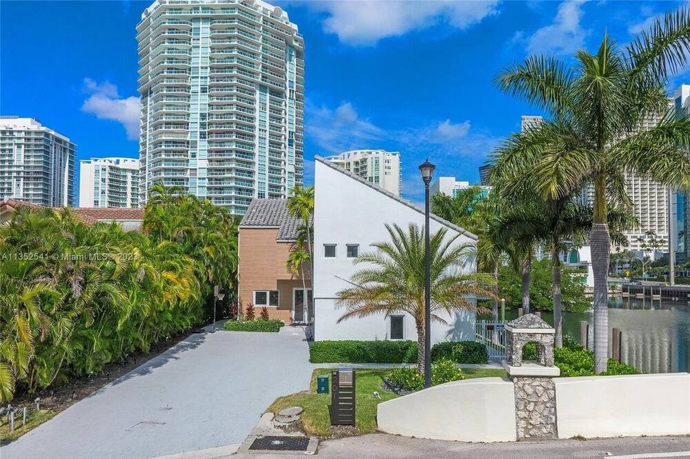 Photo of Outdoor in Eastern Shores