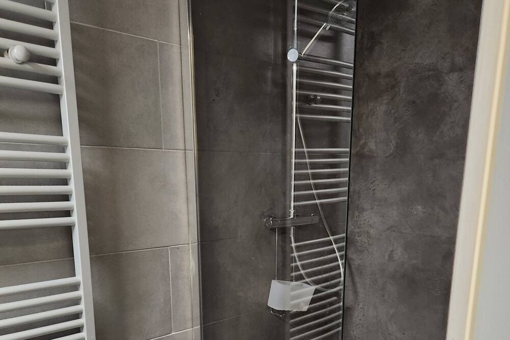 Photo of Bathroom in Touques