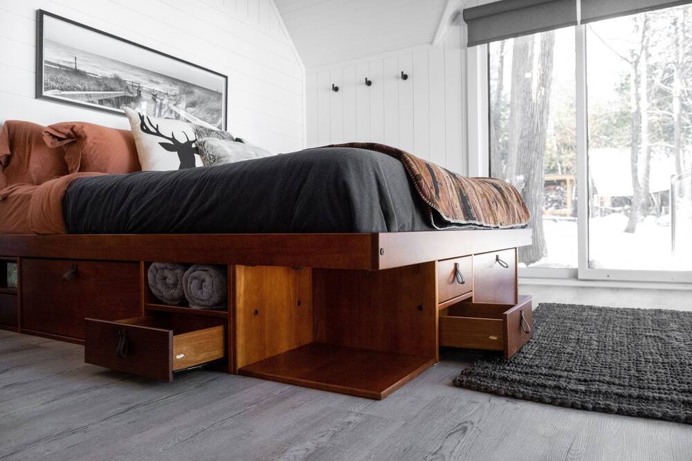 Photo of Bedroom in Frontenac