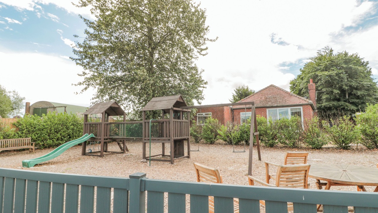 Photo of Others in West Heslerton