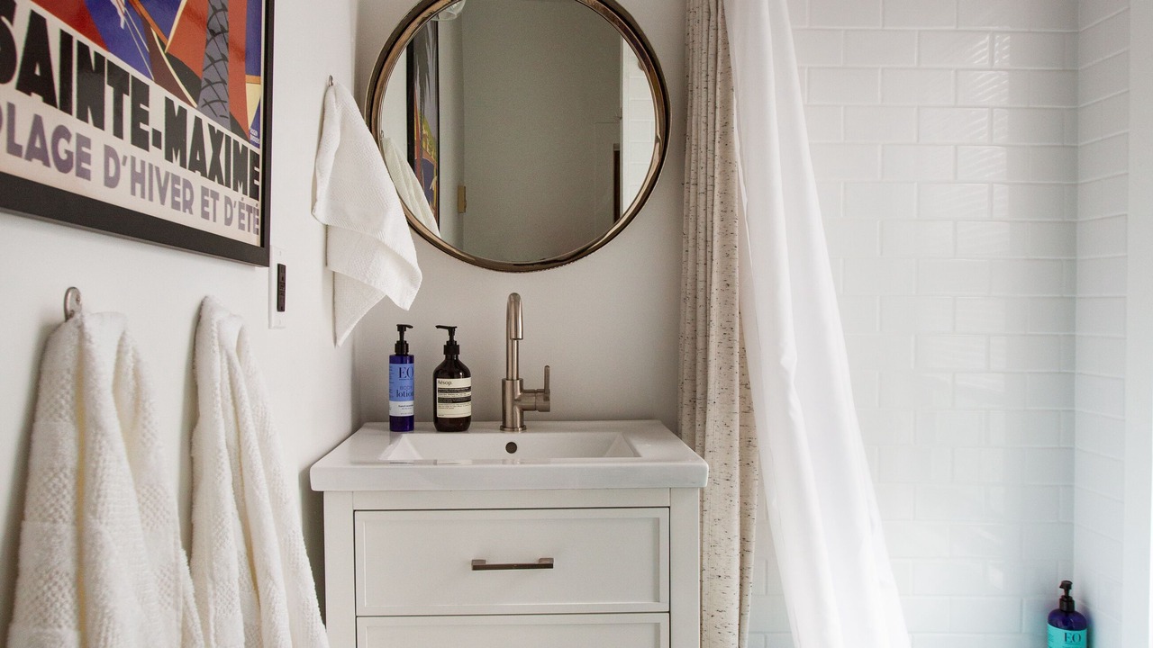 Photo of Bathroom in Roscoe