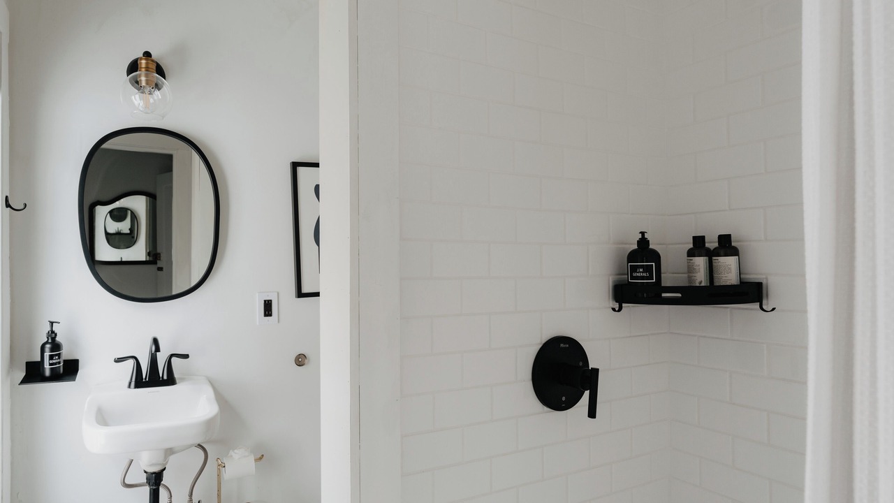 Photo of Bathroom in Roscoe