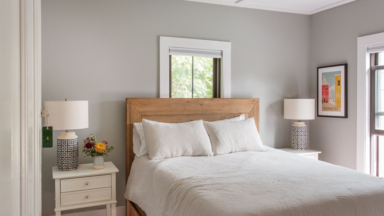 Photo of Bedroom in Roscoe