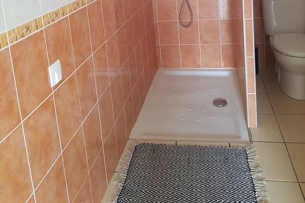 Photo of Bathroom in Bellevue-la-Montagne