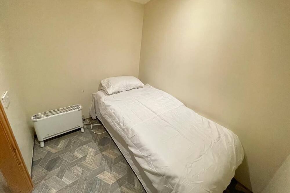 Photo of Bedroom in Rastrick