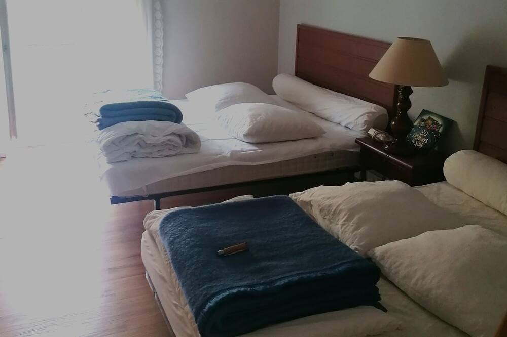 Photo of Bedroom in Luzenac