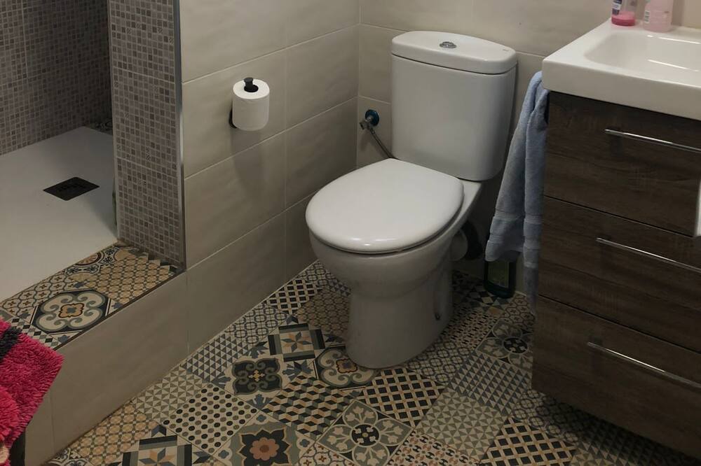 Photo of Bathroom in Lliria