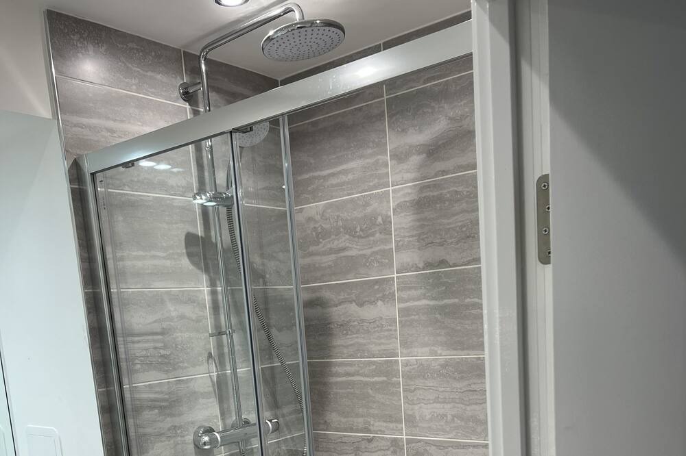 Photo of Bathroom in Dartford