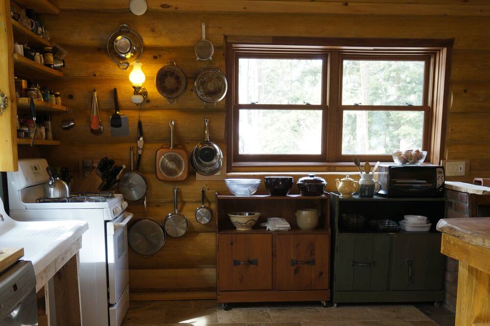 Photo of Kitchen in Maple City