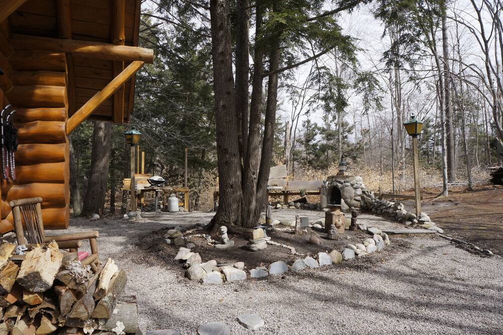 Photo of Outdoor in Maple City