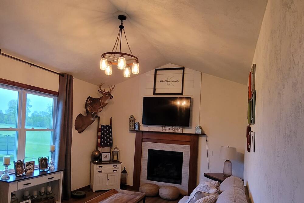 Photo of Livingroom in Hortonville
