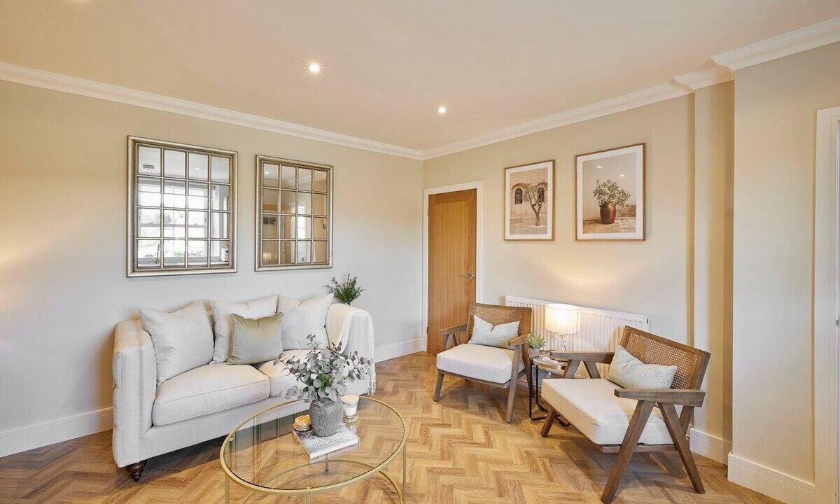 Photo of Livingroom in Birstall