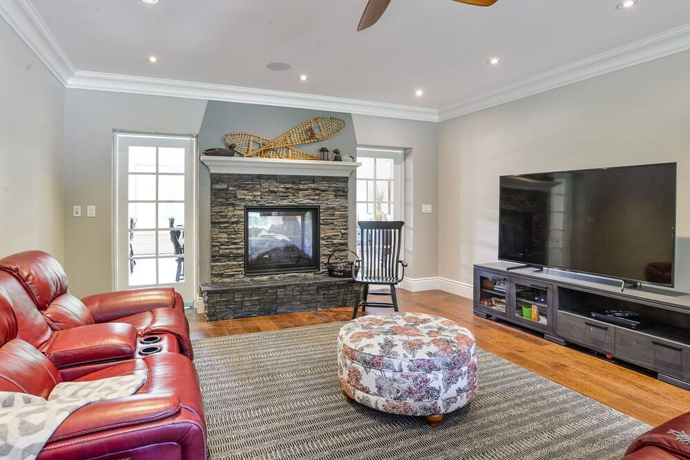 Photo of Livingroom in Rosseau