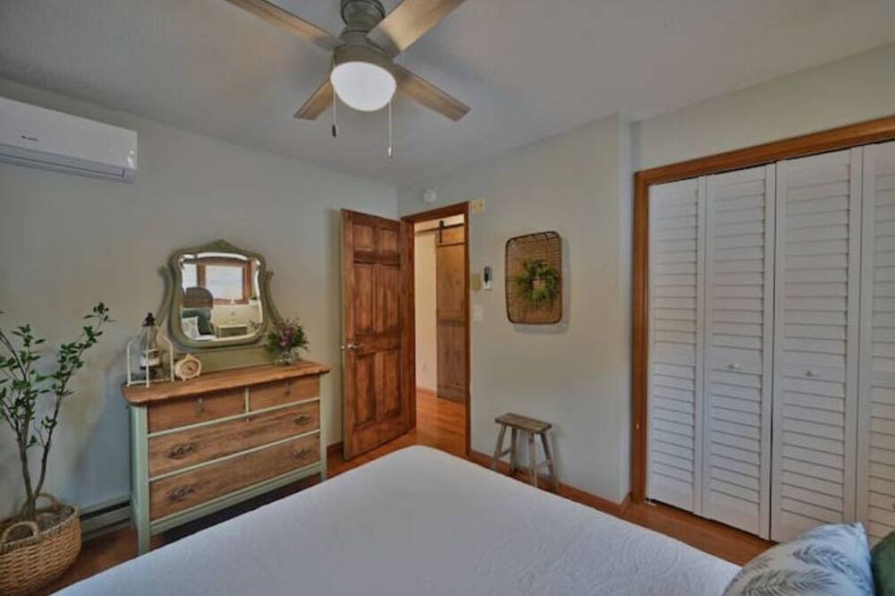 Photo of Bedroom in East Stroudsburg