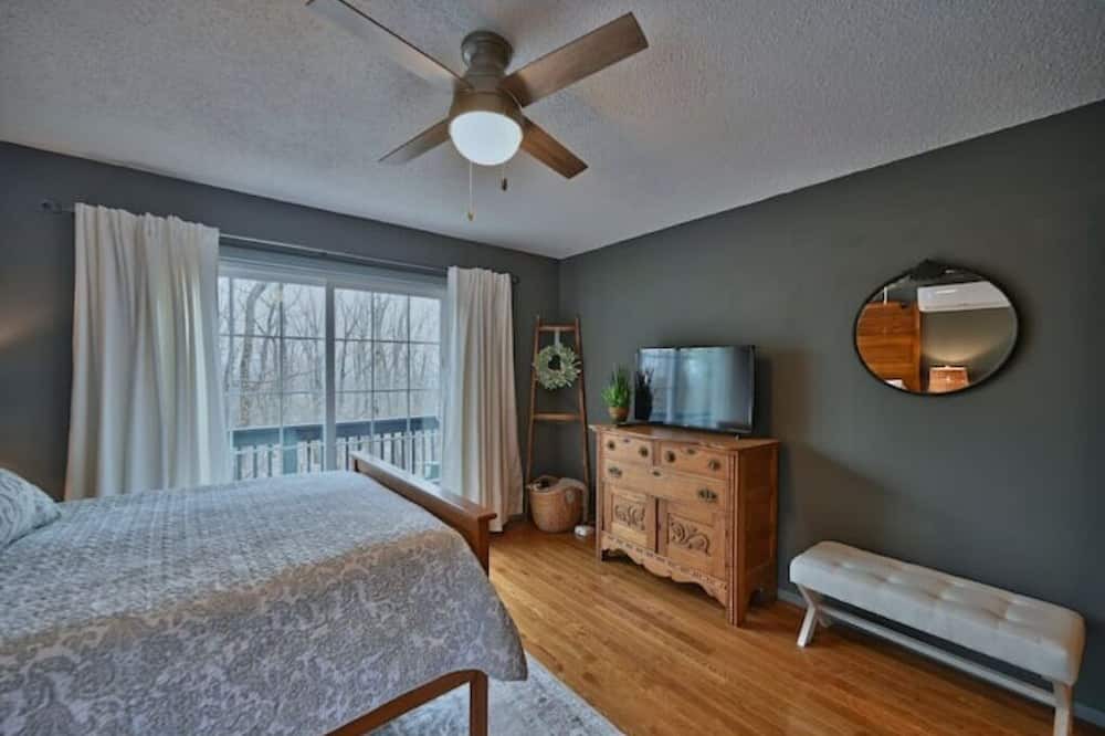 Photo of Bedroom in East Stroudsburg