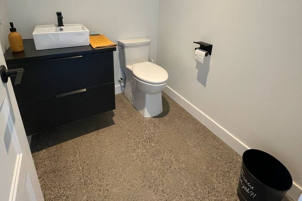 Photo of Bathroom in L'Anse-Saint-Jean