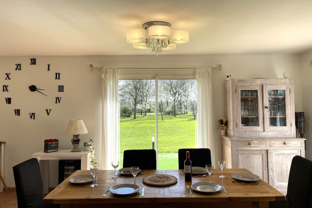 Photo of Others in Aucaleuc