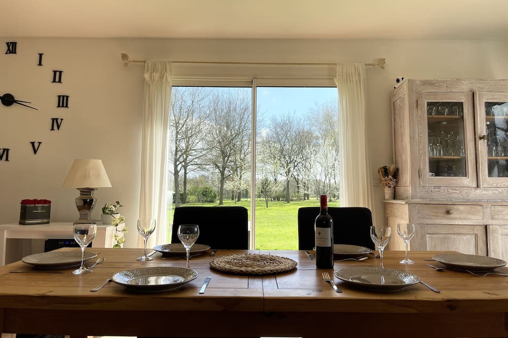 Photo of Others in Aucaleuc