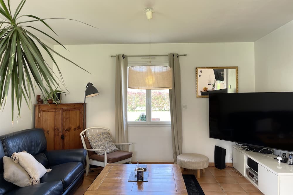 Photo of Livingroom in Aucaleuc