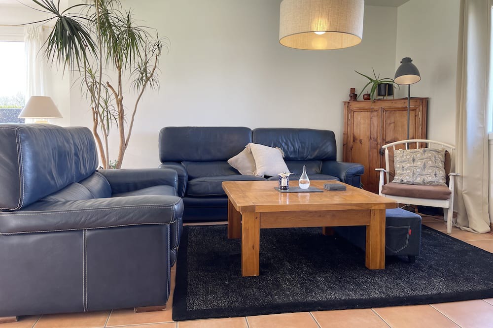 Photo of Livingroom in Aucaleuc