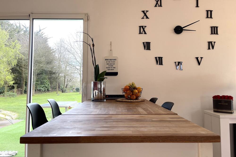 Photo of Others in Aucaleuc