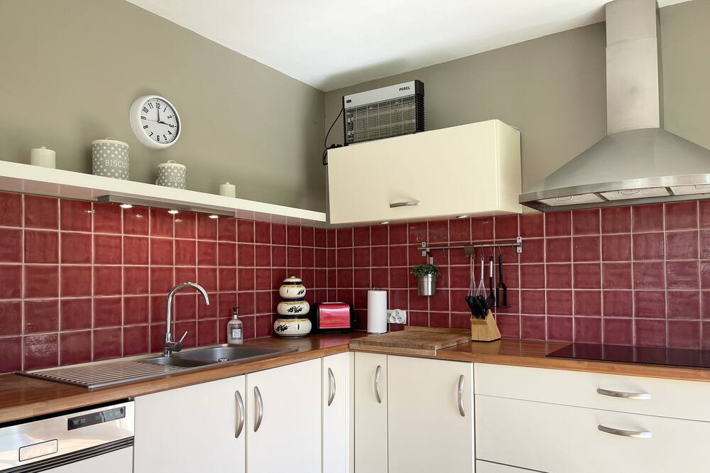 Photo of Kitchen in Aucaleuc