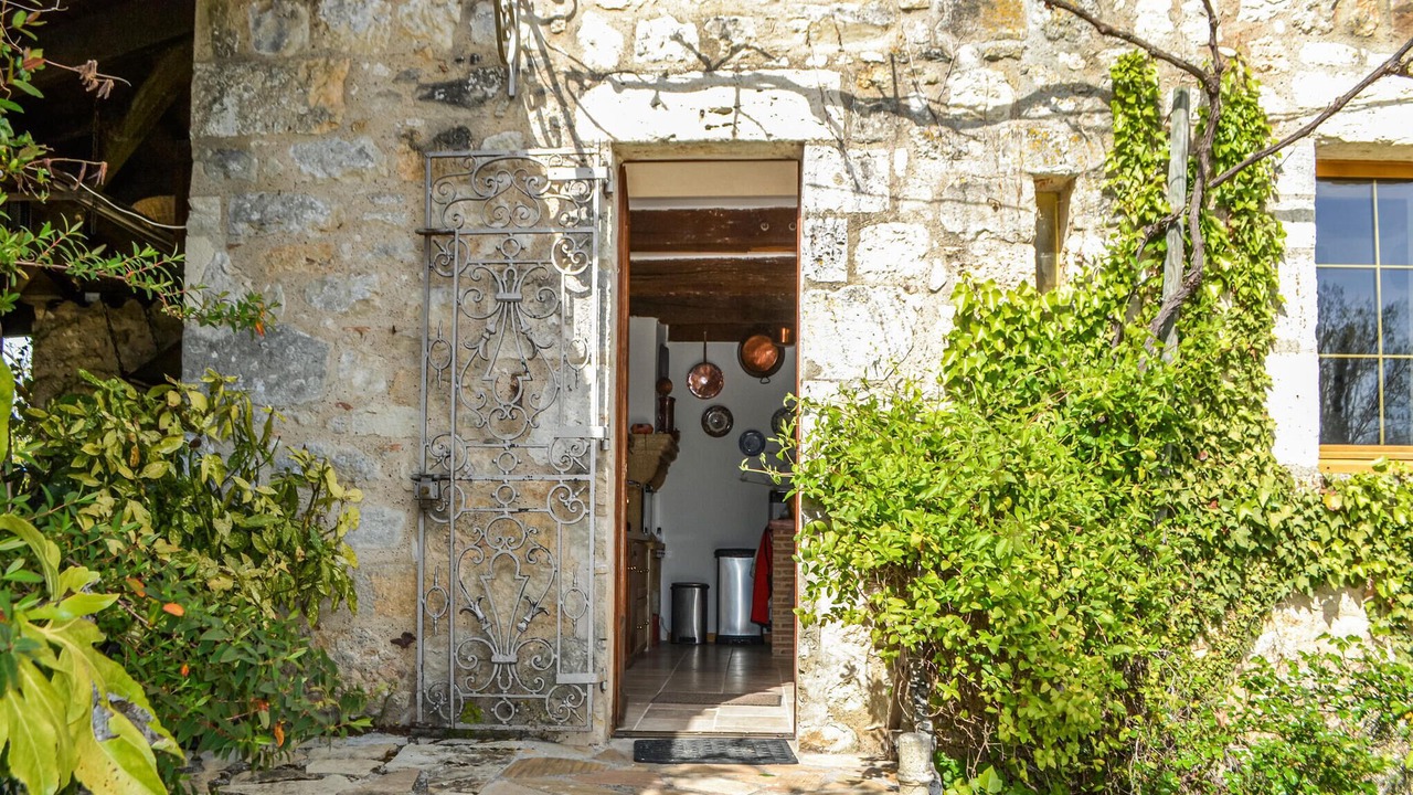 Photo of Outdoor in Devillac