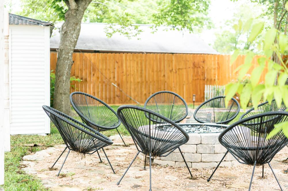 Photo of Outdoor in Fayetteville