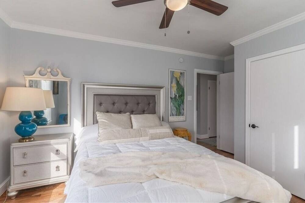 Photo of Bedroom in Skyview