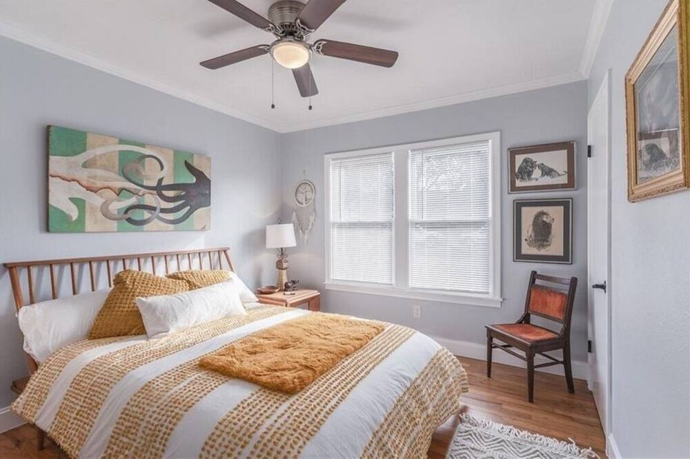 Photo of Bedroom in Skyview