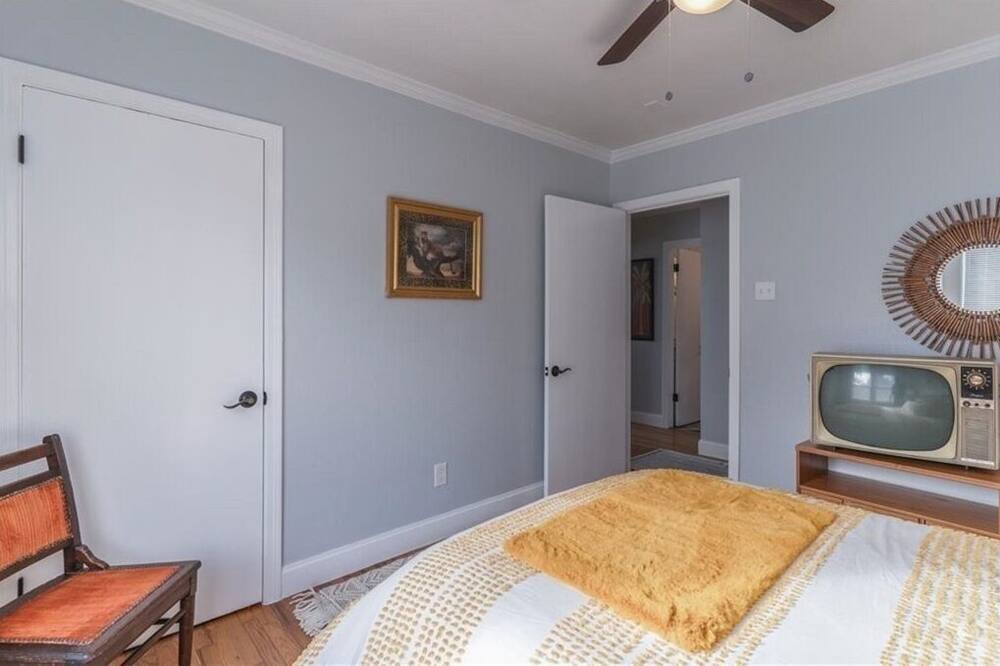 Photo of Bedroom in Skyview