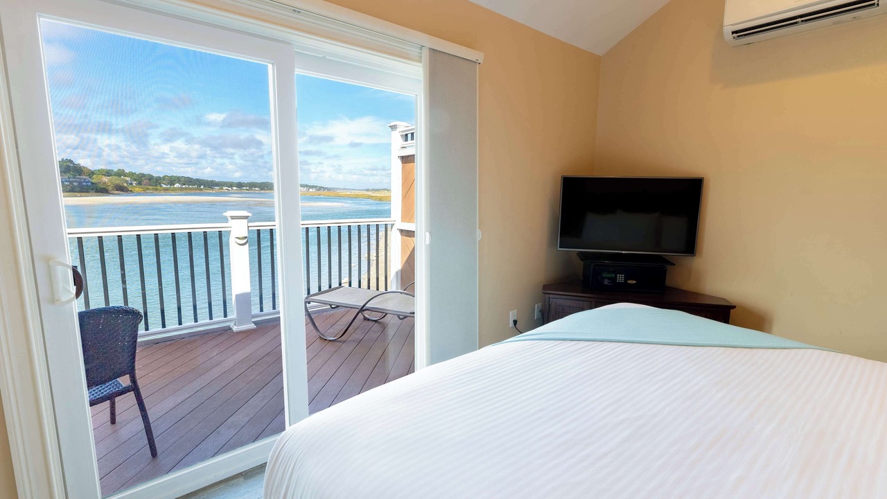 Photo of Bedroom in Ogunquit