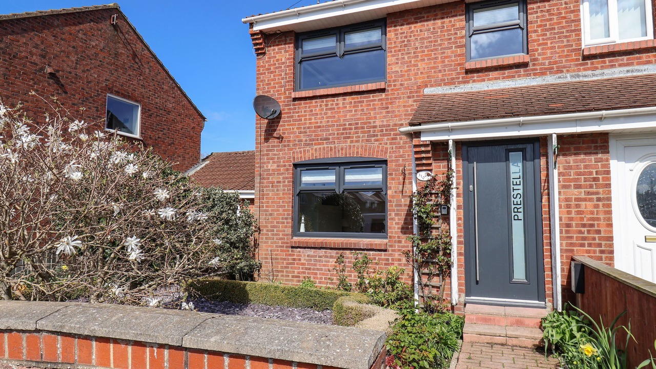 Photo of Outdoor in Muston