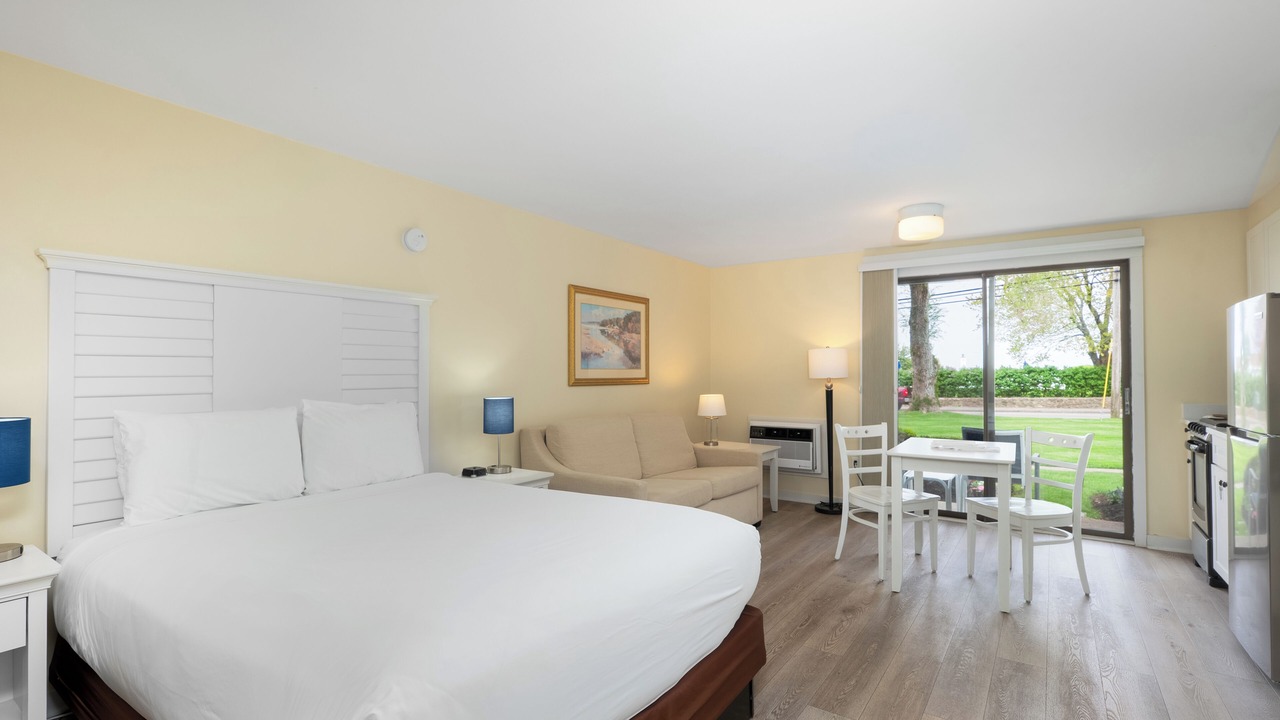 Photo of Bedroom in Ogunquit