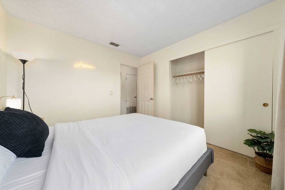 Photo of Others in Pleasant Grove