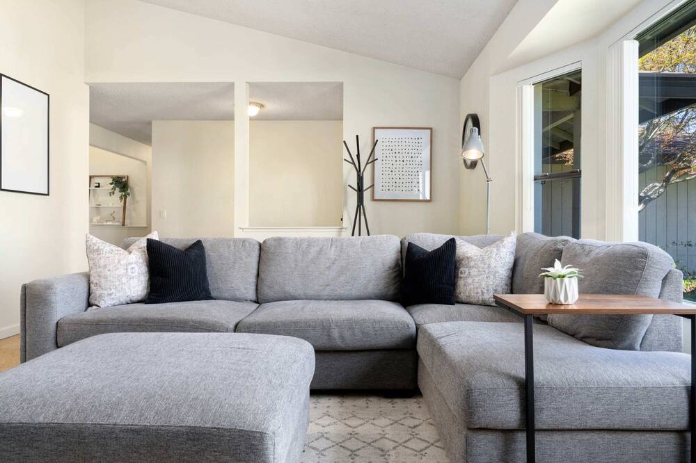 Photo of Others in Pleasant Grove