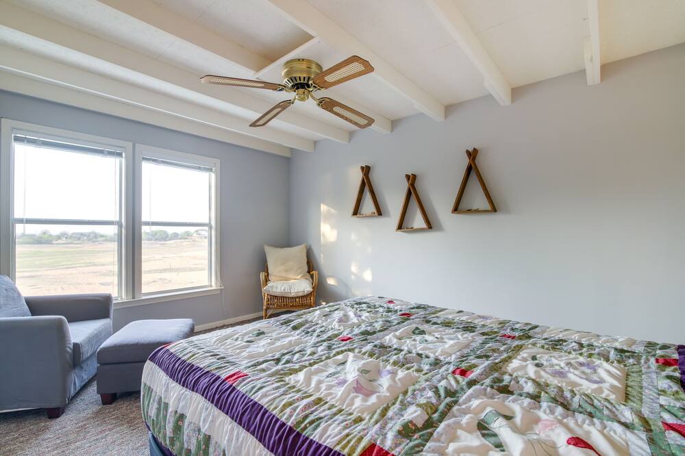 Photo of Bedroom in Tow
