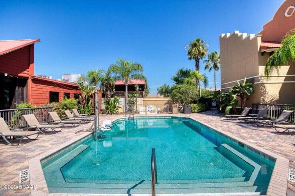 Photo of Outdoor in National Gardens