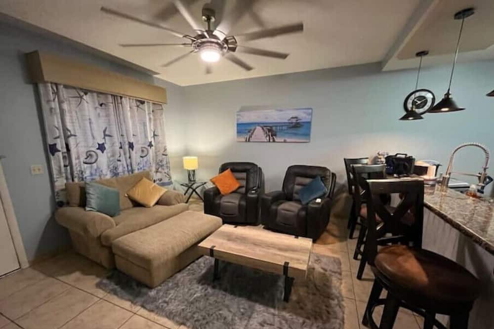 Photo of Livingroom in National Gardens