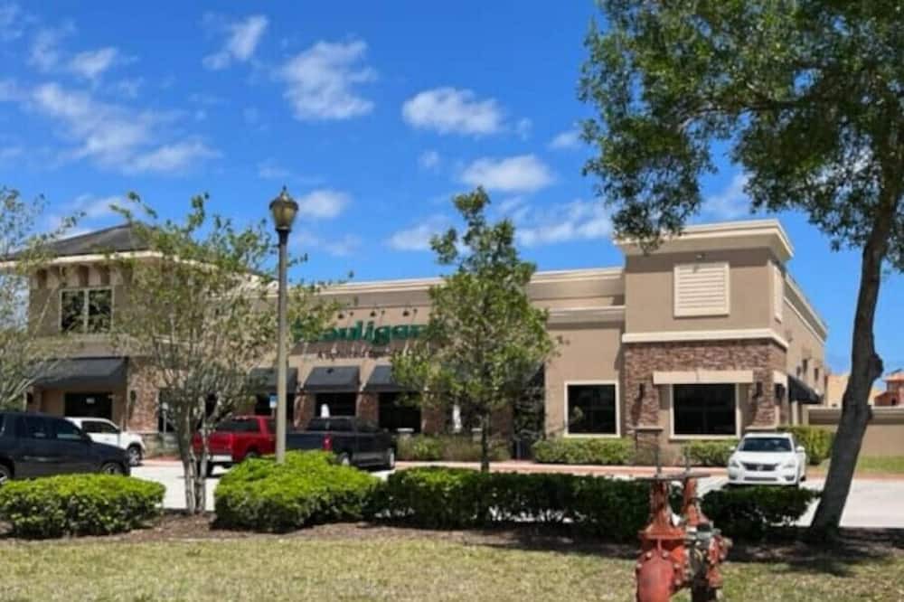 Photo of Outdoor in National Gardens