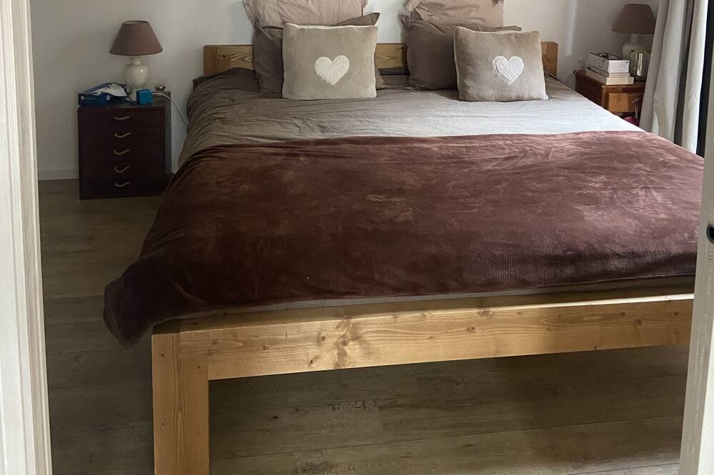 Photo of Bedroom in Vailhauques