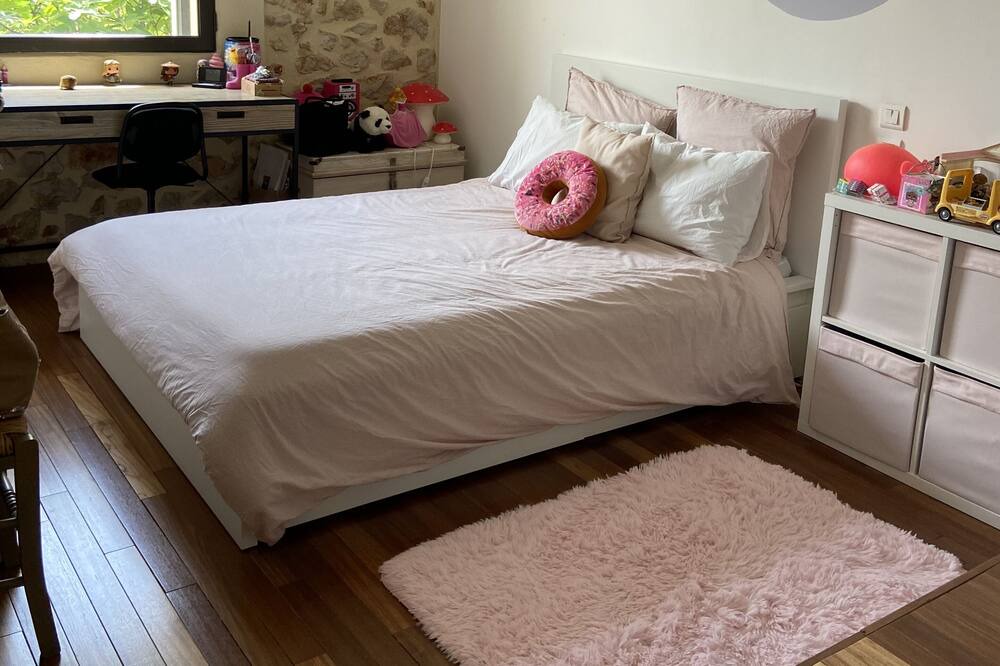 Photo of Bedroom in Vailhauques