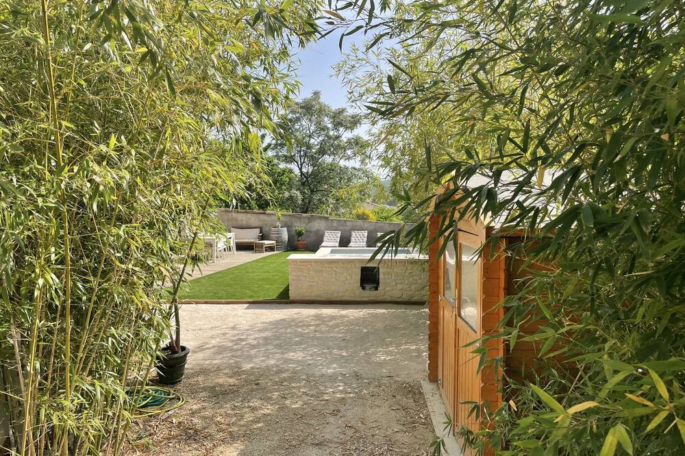 Photo of Outdoor in Vailhauques