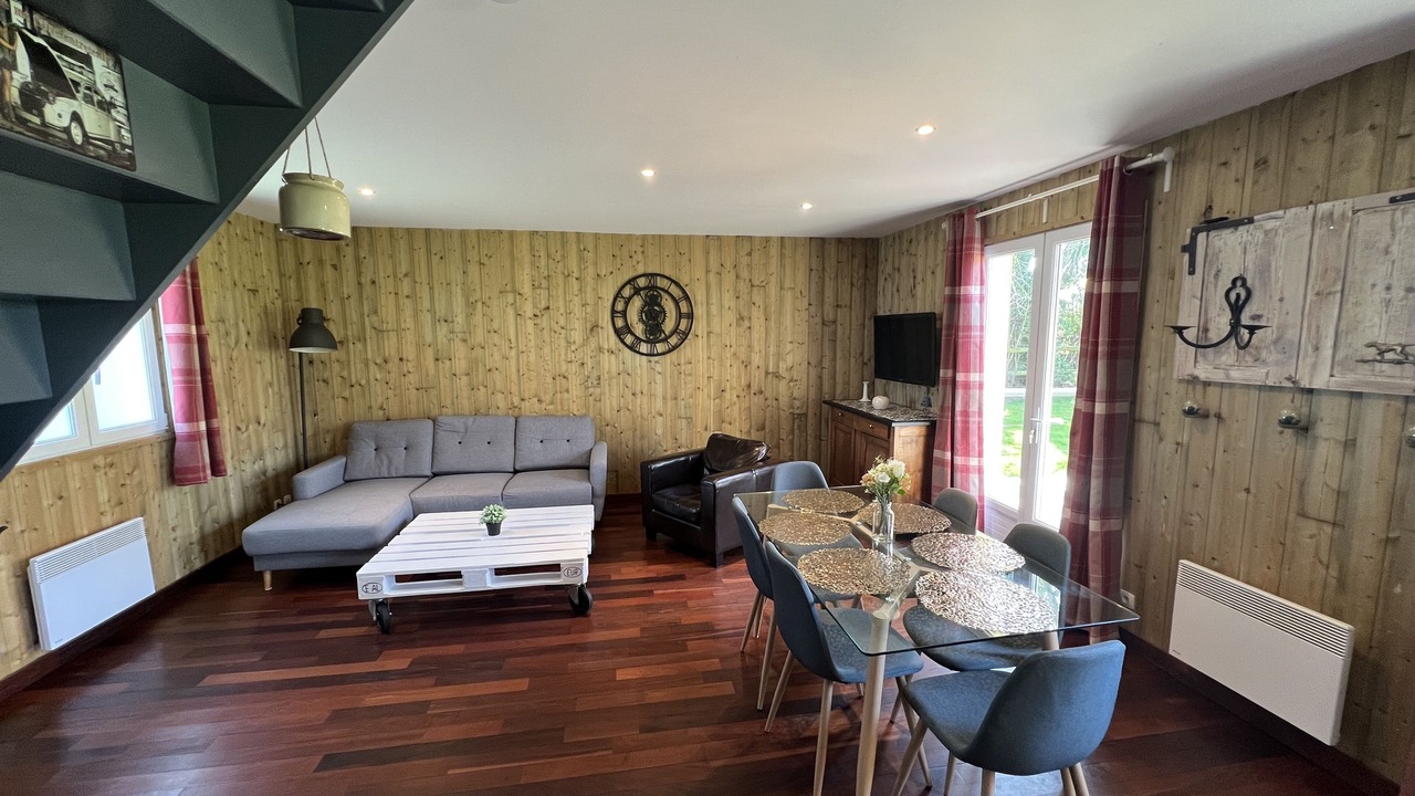 Photo of Others in Fiquefleur-Equainville